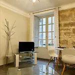 아파트 Chaleureux Centre