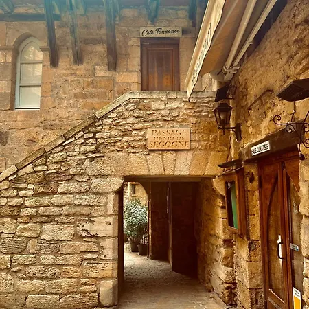 Chaleureux Centre Apartment